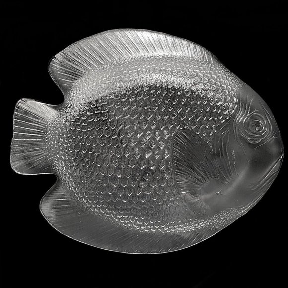 Arcoroc France Poisson Large Serving Platter | Embossed Clear Glass Fish Platter - Picture 2 of 4